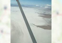 Video 4 Lake Eyre Trip - William Creek to Leigh Creek